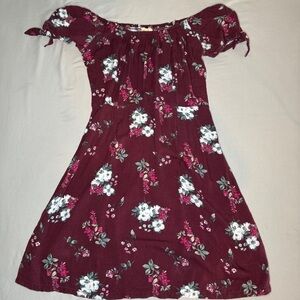 Hollister Small Maroon Floral Dress